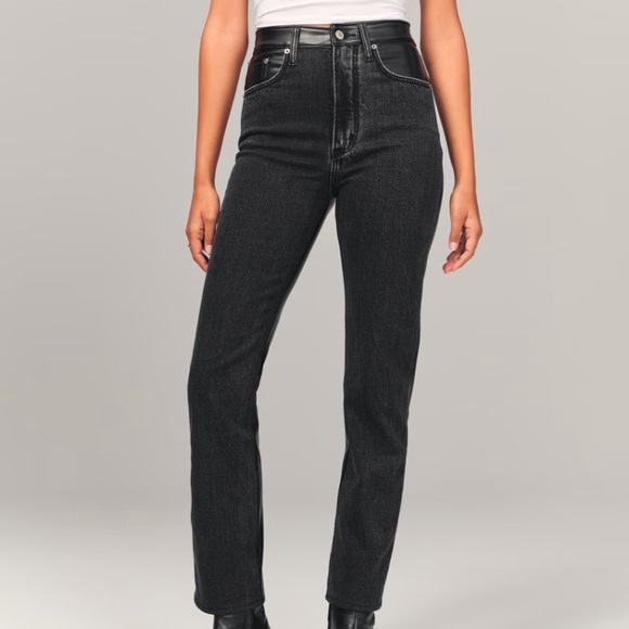 Abercrombie Mixed Fabric Ultra High Rise Ankle Straight Jean - Picture 1 of 5